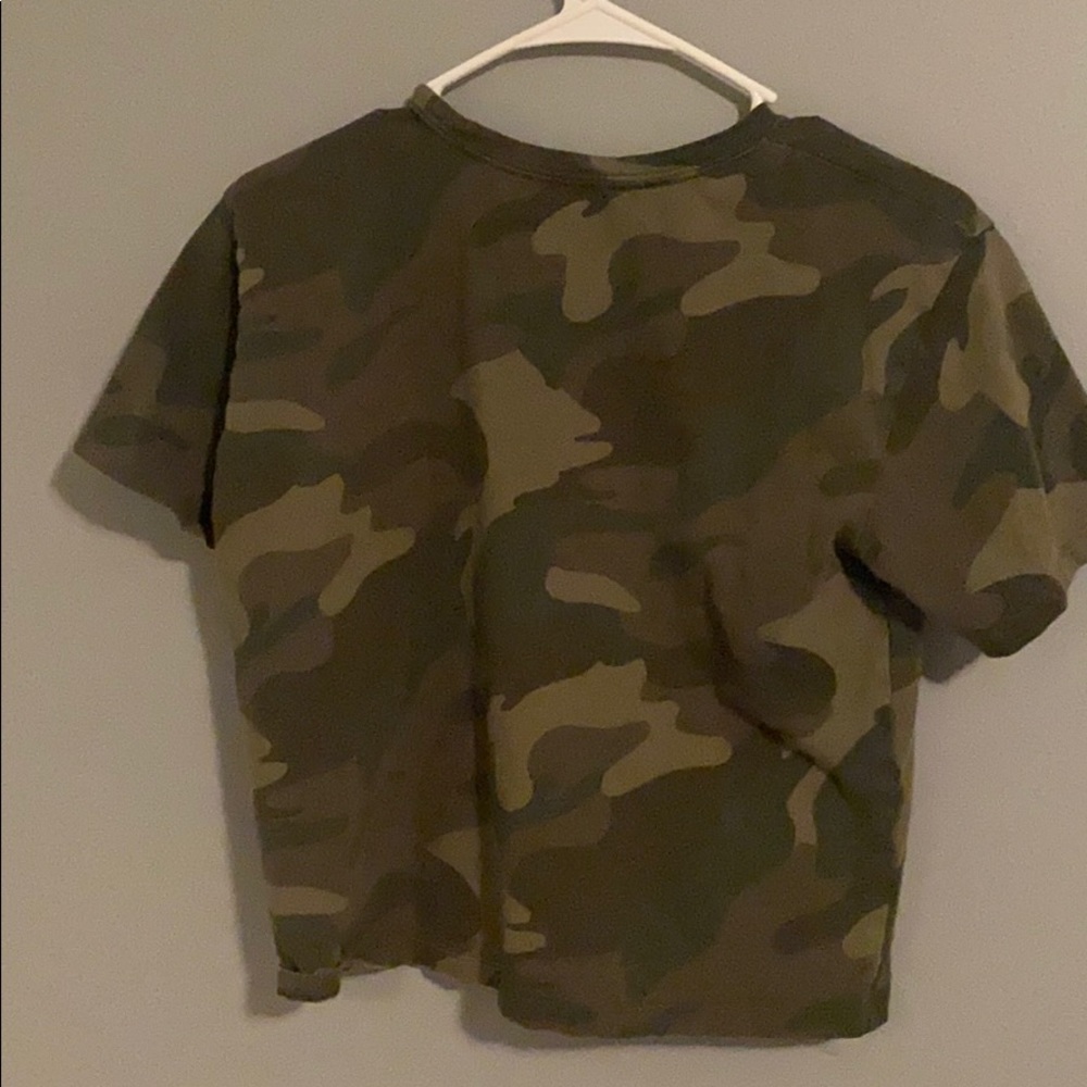 Camo crop top